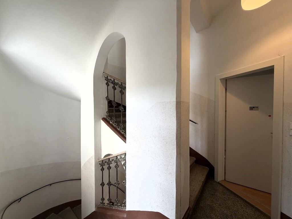Stiegenhaus/Wohnungseingang