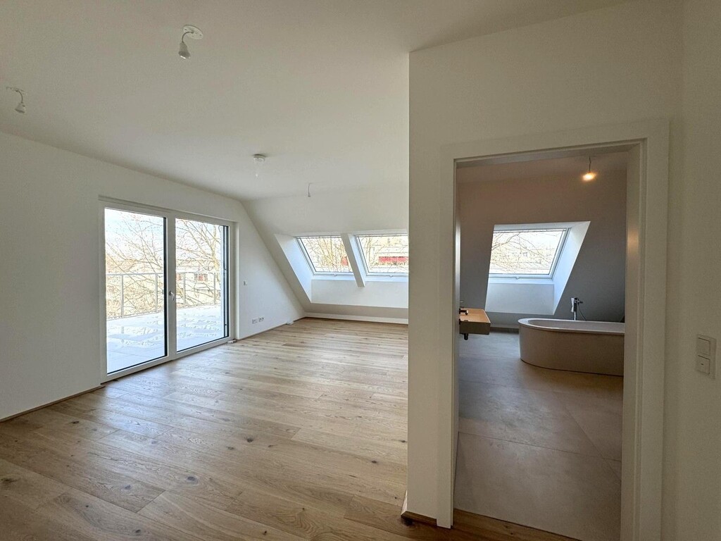 Schlafzimmer 2 von 3 mit Bad en Suite