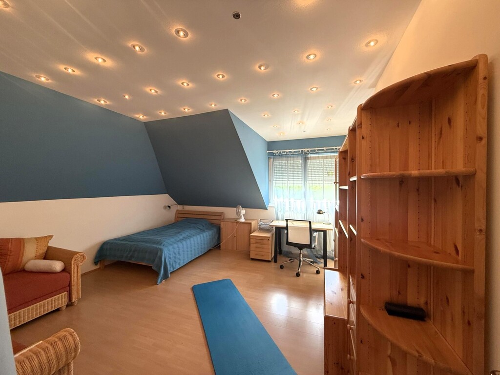 Schlafzimmer 2 von 3