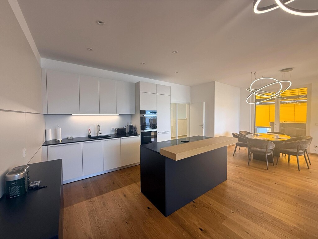 Living, Luxusküche von Bulthaup mit Miele-Geräte