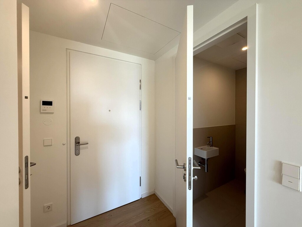 Wohnungseingang/Toilette