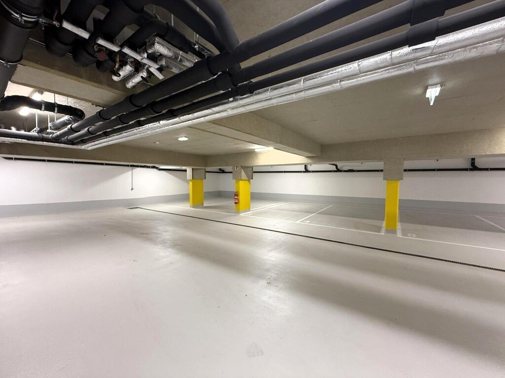 Tiefgeschossgarage