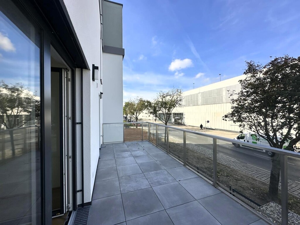 Terrasse 1 von 2