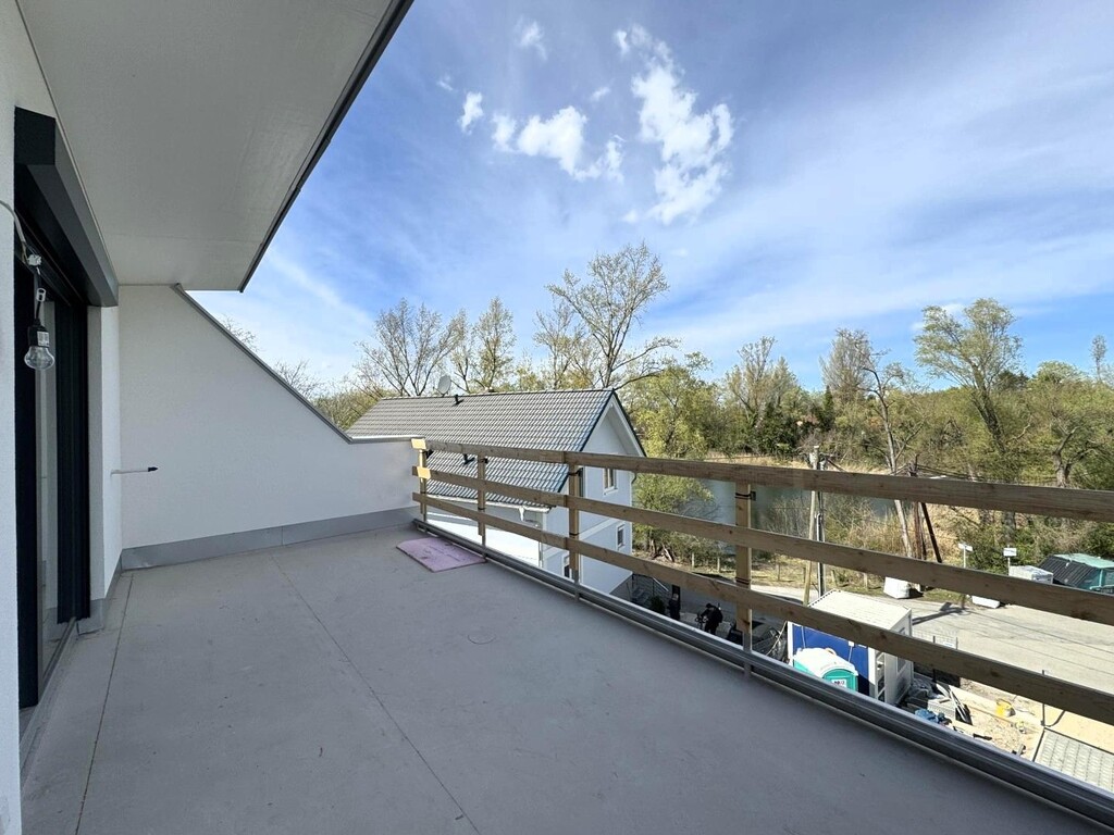 Ausblick von der DG-Terrasse auf das Mühlwasser