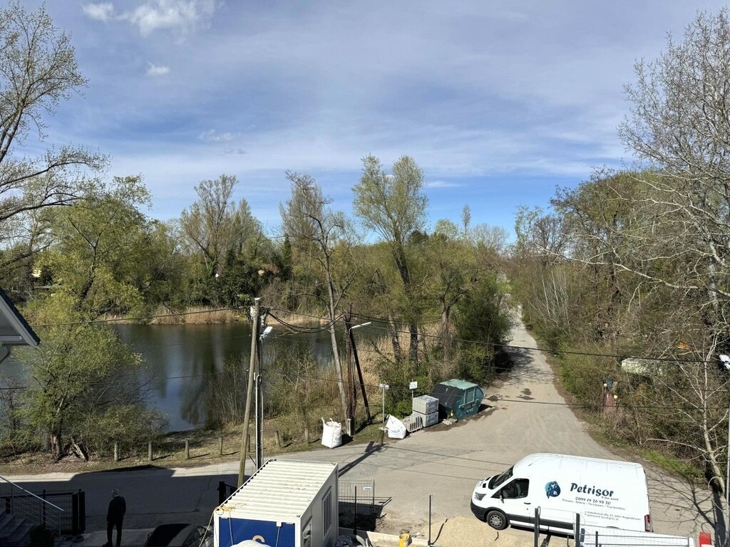 Ausblick von der DG-Terrasse auf das Mühlwasser