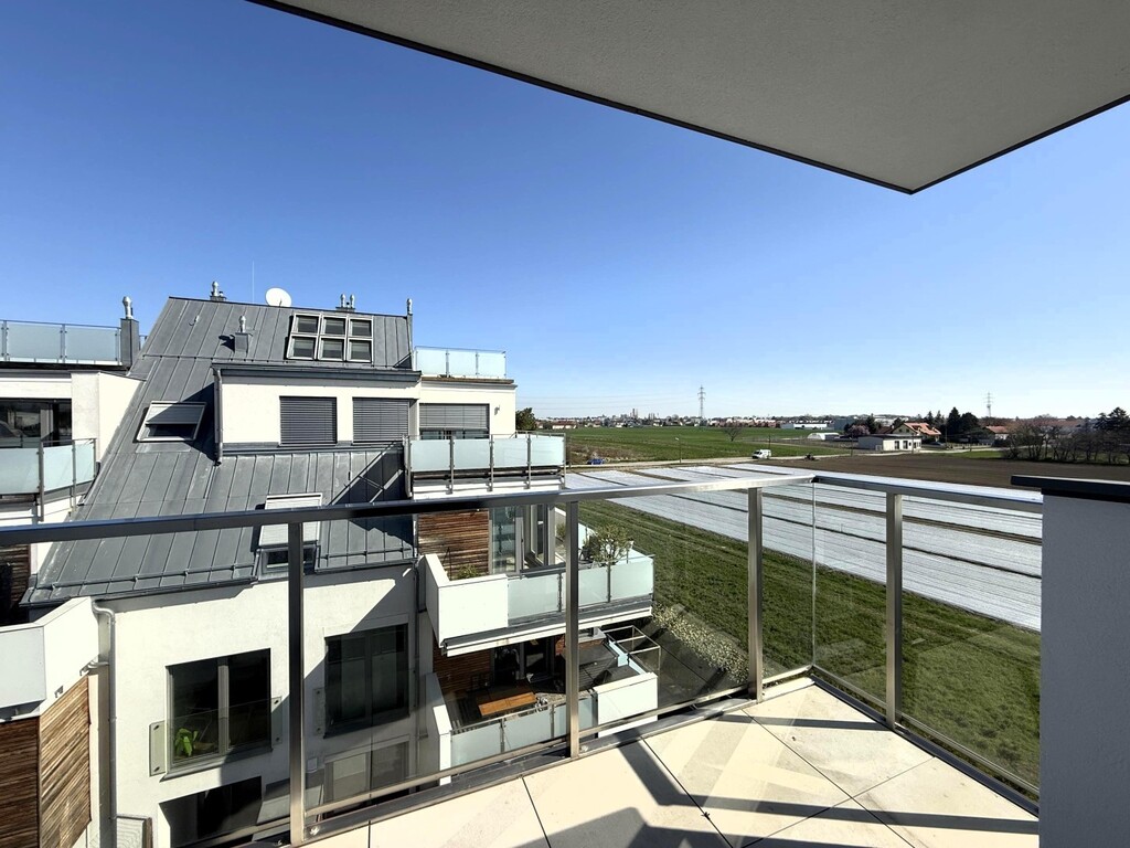 knapp 62 m² Terrassen