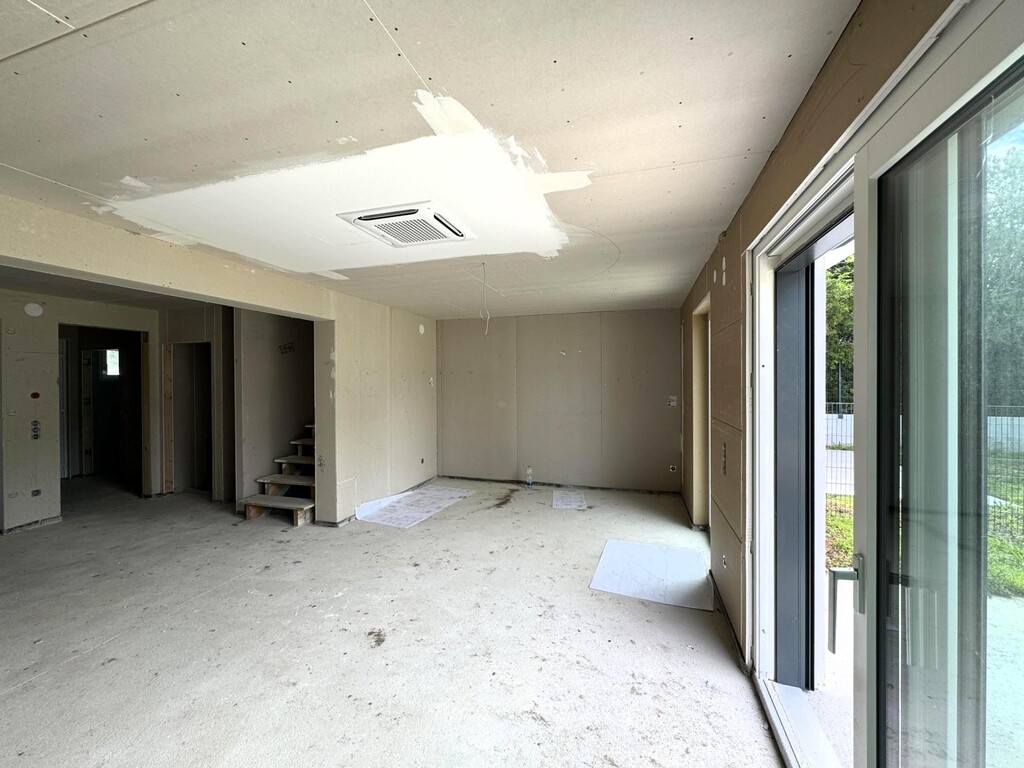 Haus 2 (klimatisiert)  derzeit belagsfertig +