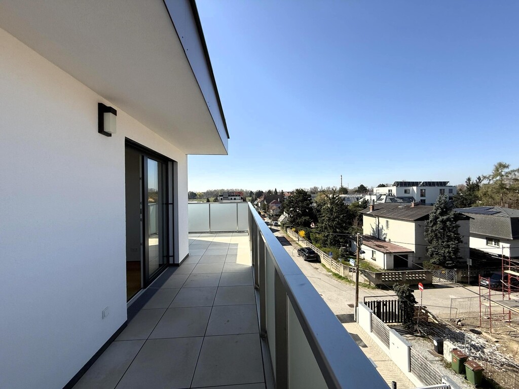 knapp 62 m² Terrassen