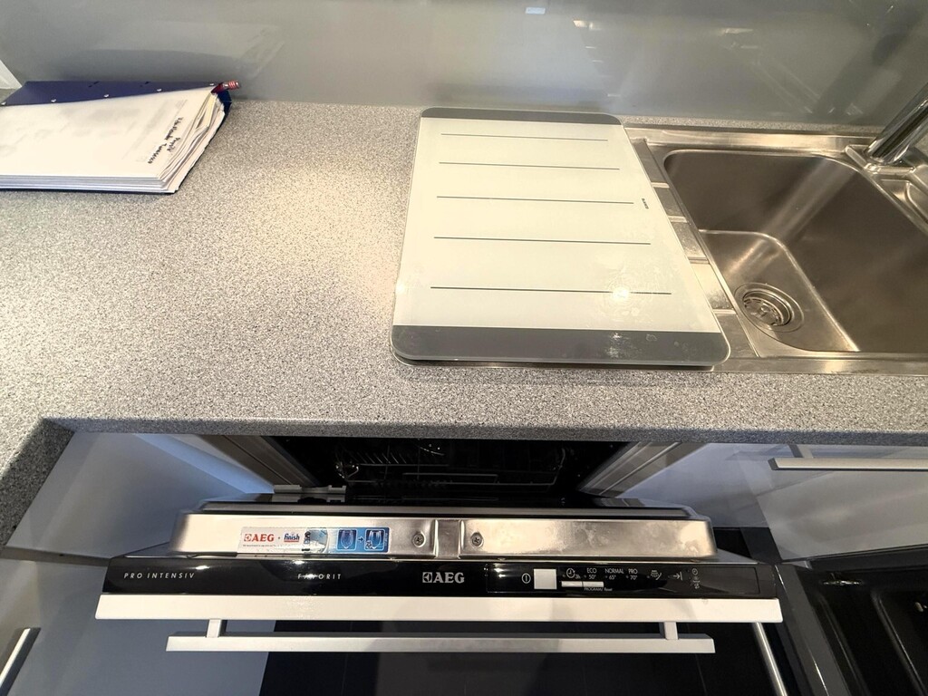 Wohn-/Essküche, klimatisiert/Detail