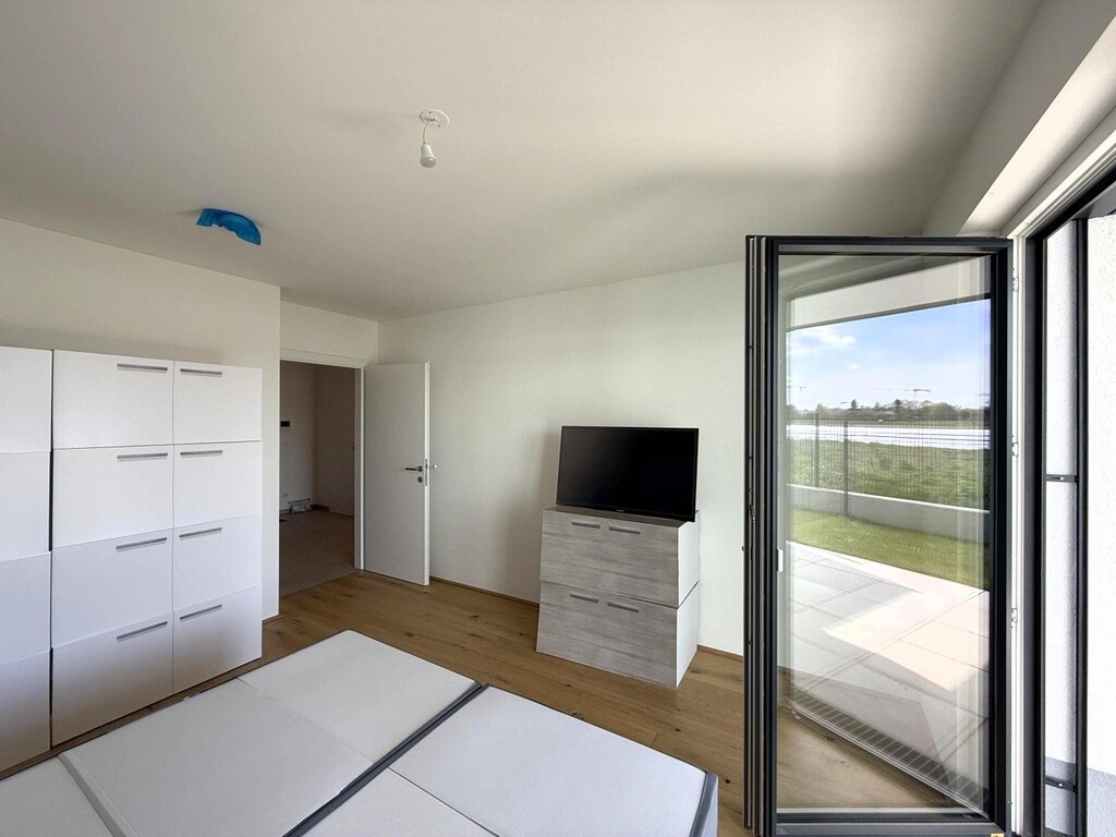 Schlafzimmer 1 von 2