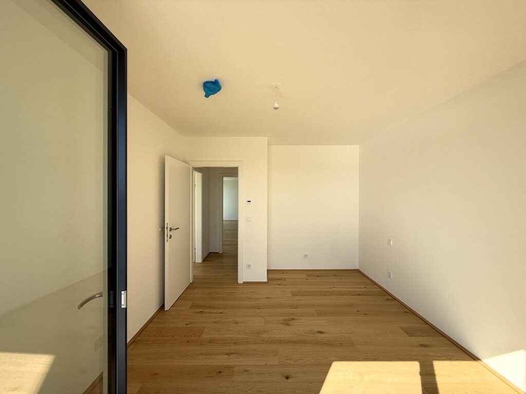 Schlafzimmer 2 von 2