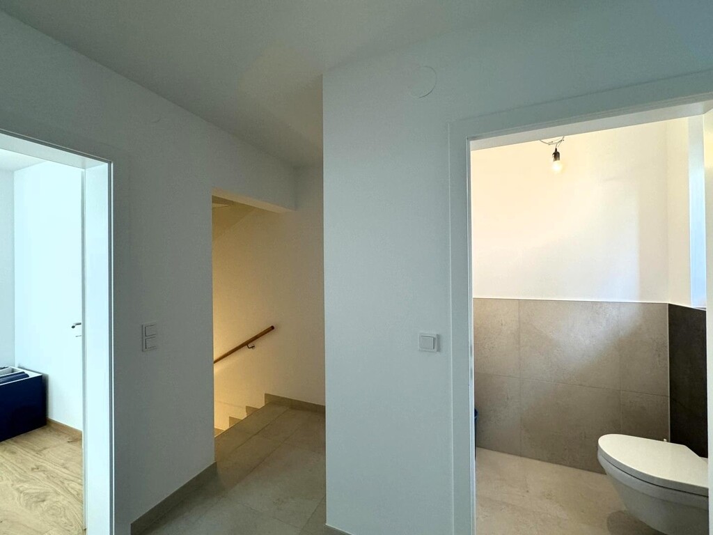 Vorraum mit Gästetoilette