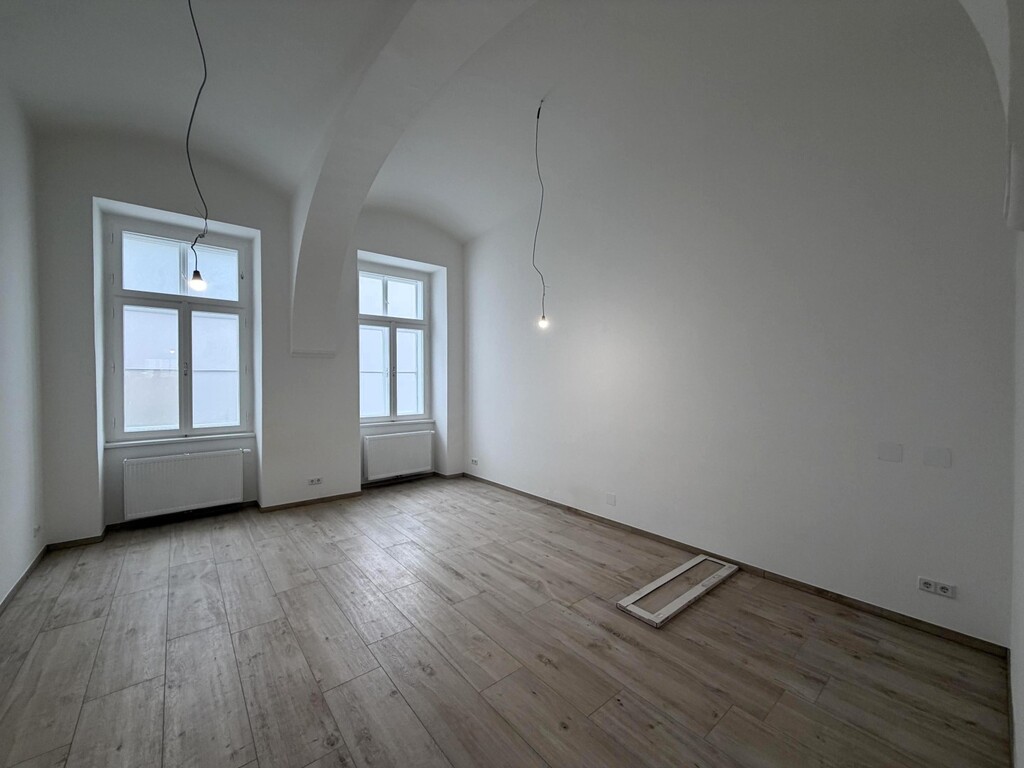 Büroraum/Behandlungsraum 2