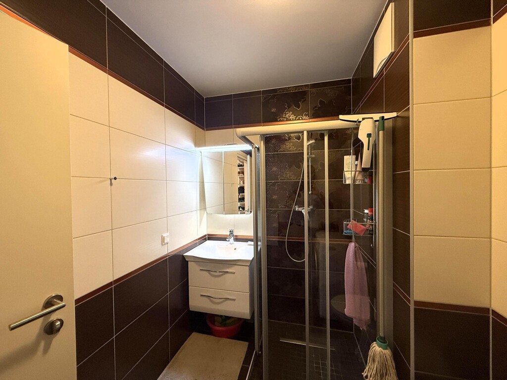 Badezimmer 1 von 2 mit Du, WC, Waschbecken