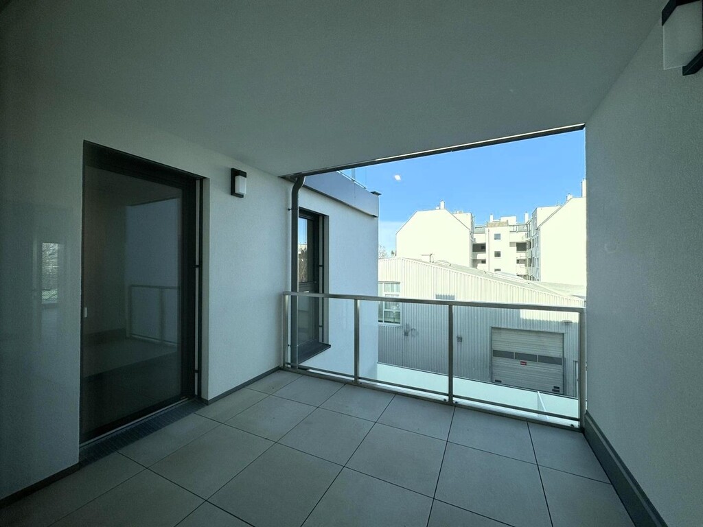 Terrasse 2 von 2