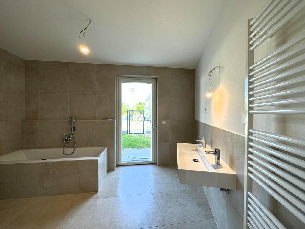 Badezimmer 1 von 4