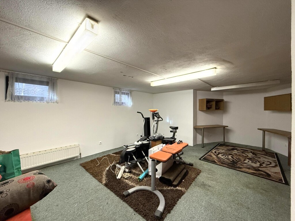 KG/Wohnkeller, Wohnzimmer