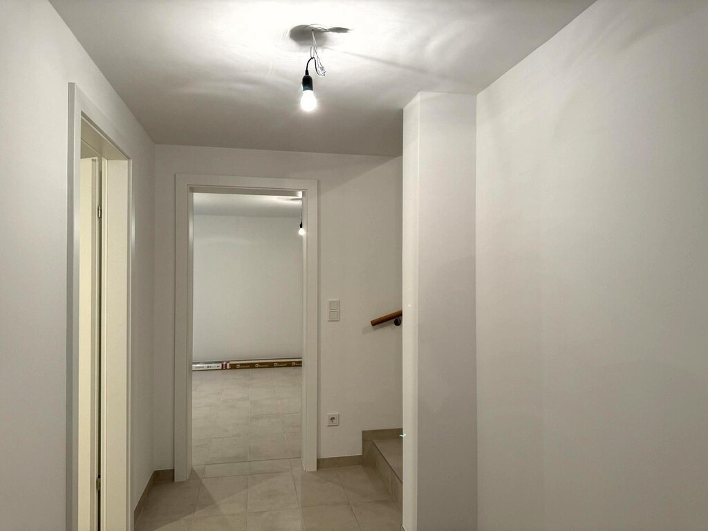 KG/Wohnkeller, Verteilerflur