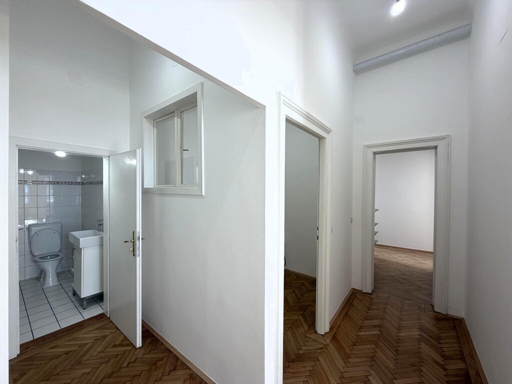 Flur/Toilette/Abstell