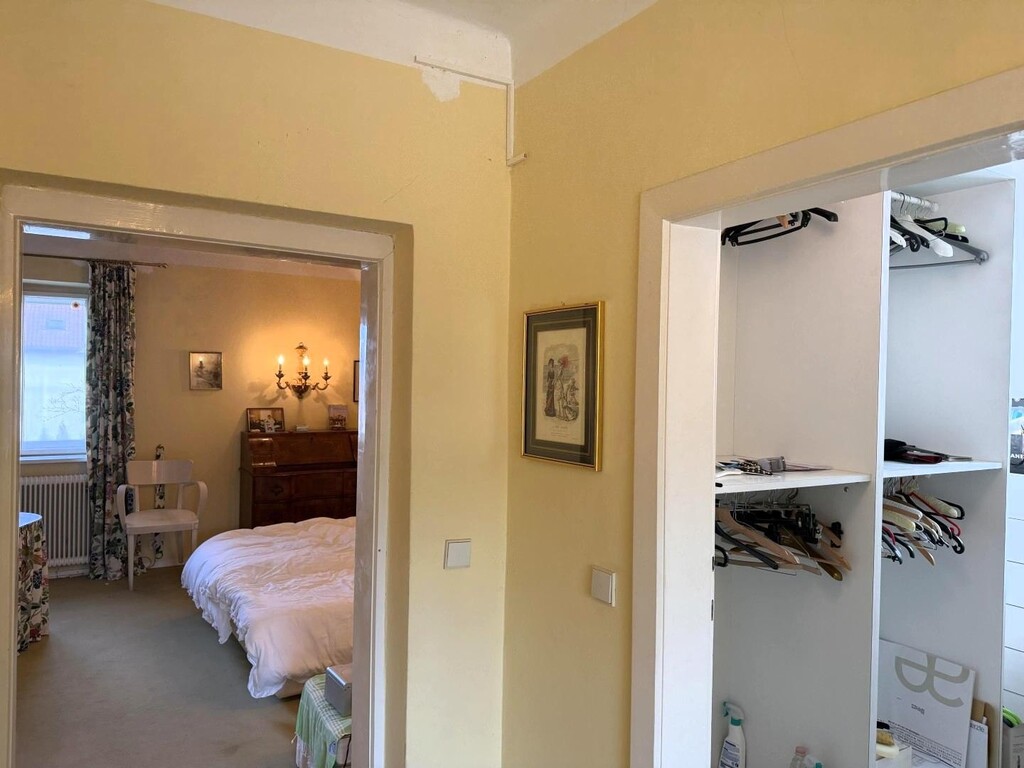 OG/Zugang Garderobe und SZ 1 von 3