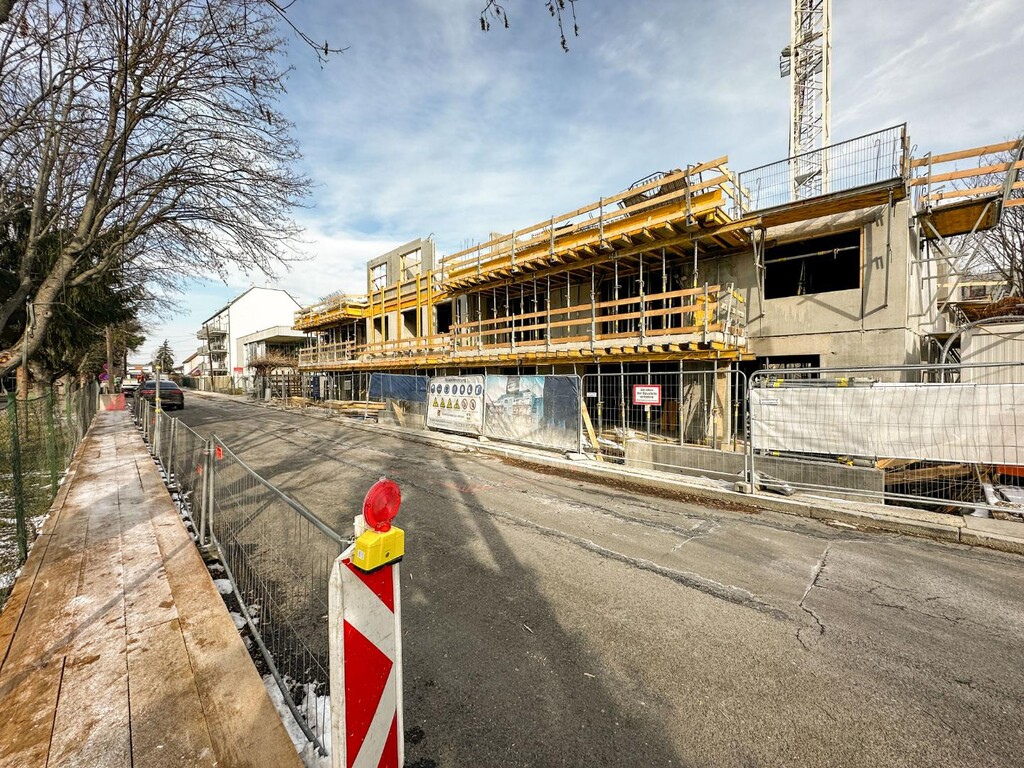 Umfeld-Strassenansicht