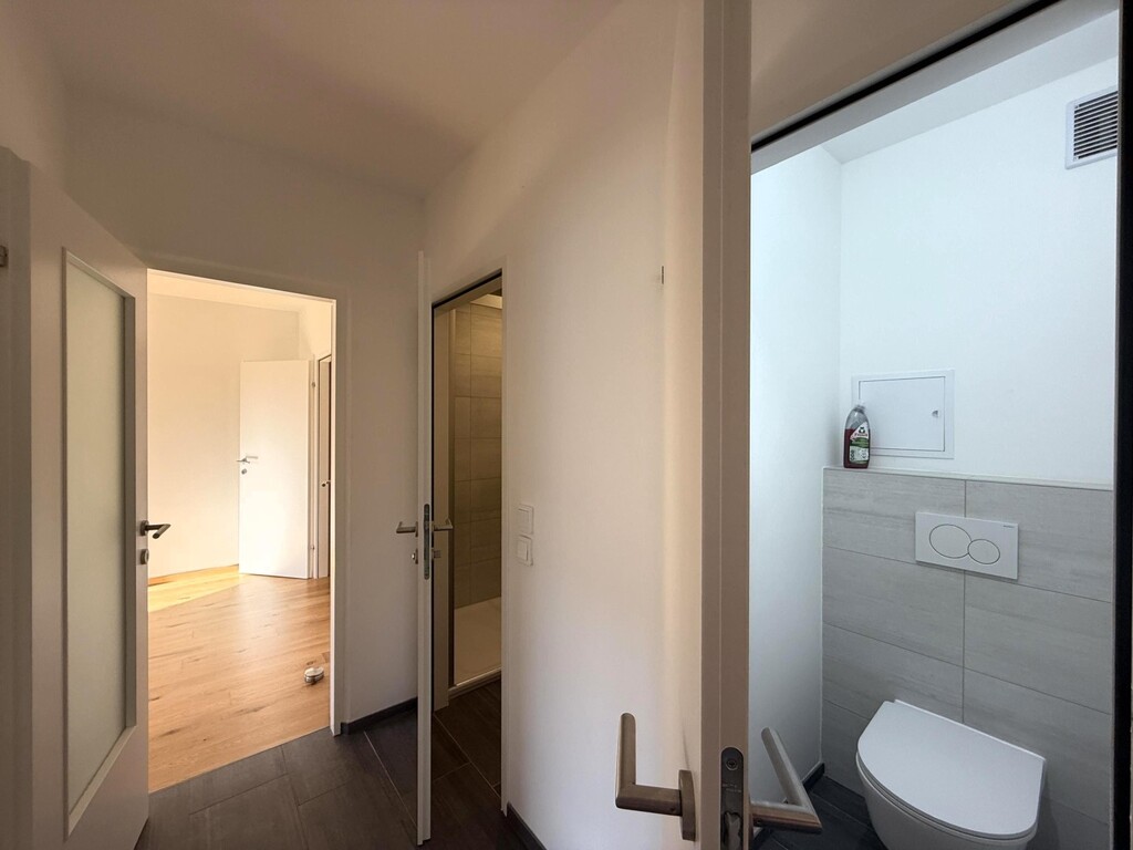 Toilette im eigenen Raum