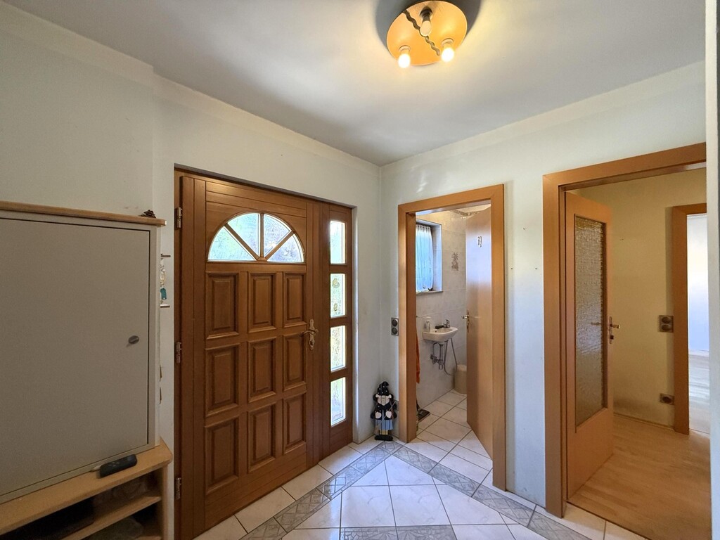 Hauseingang/Gästetoilette