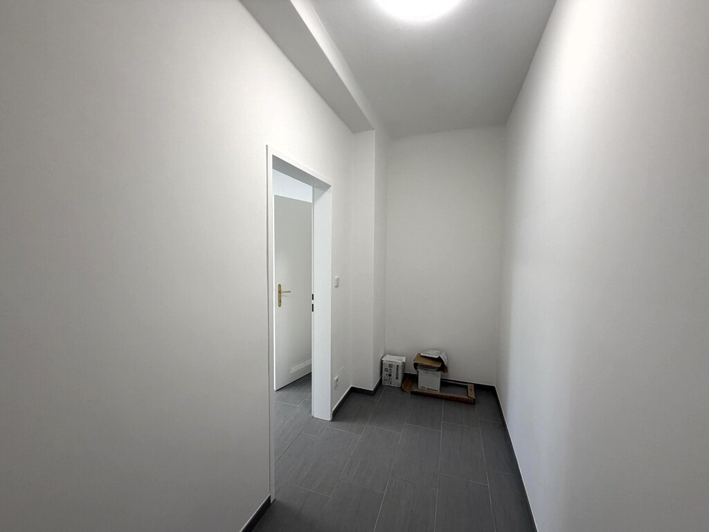 Büro/Praxis - Nebenraum, Server, EDV etc.